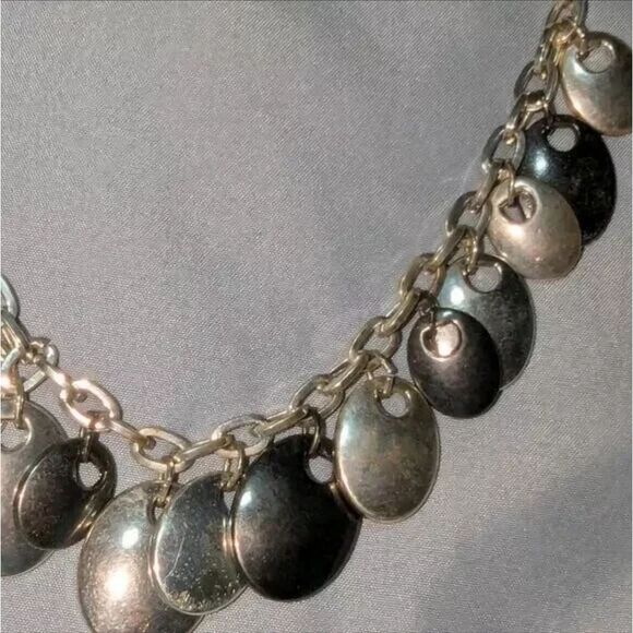 Liz Claiborne Silvertone Cha Cha Necklace 20" - Picture 3 of 7